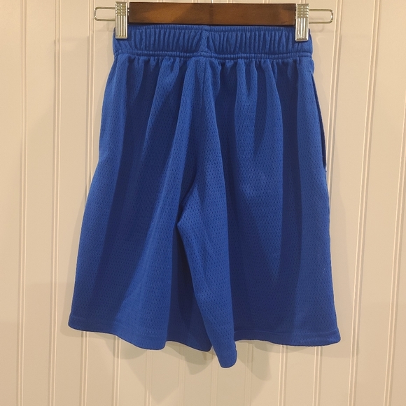 Youth Champion C9 mesh shorts, YM 8-10 - Picture 4 of 4